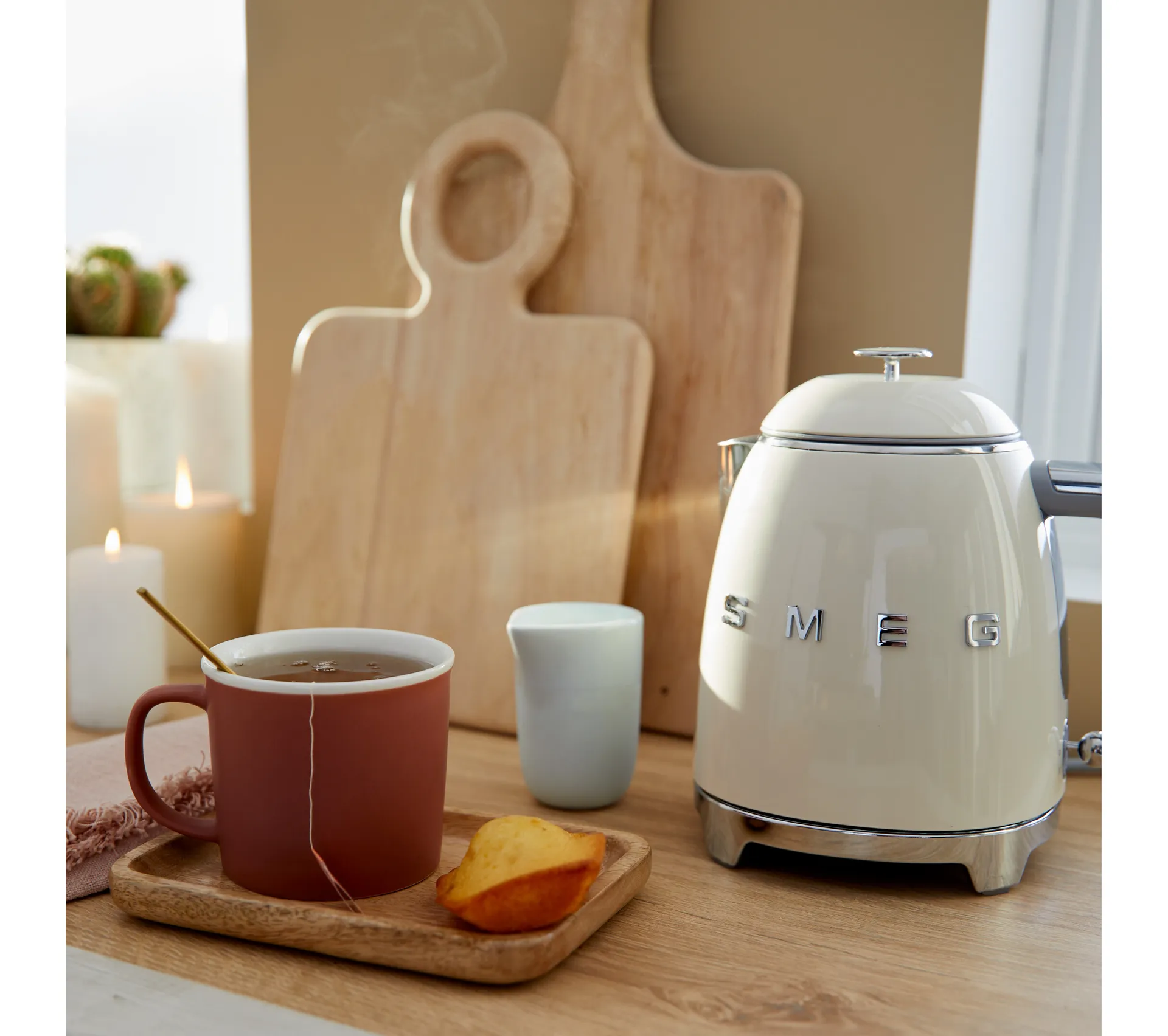 SMEG Bouilloire KLF05CREU – Image 2